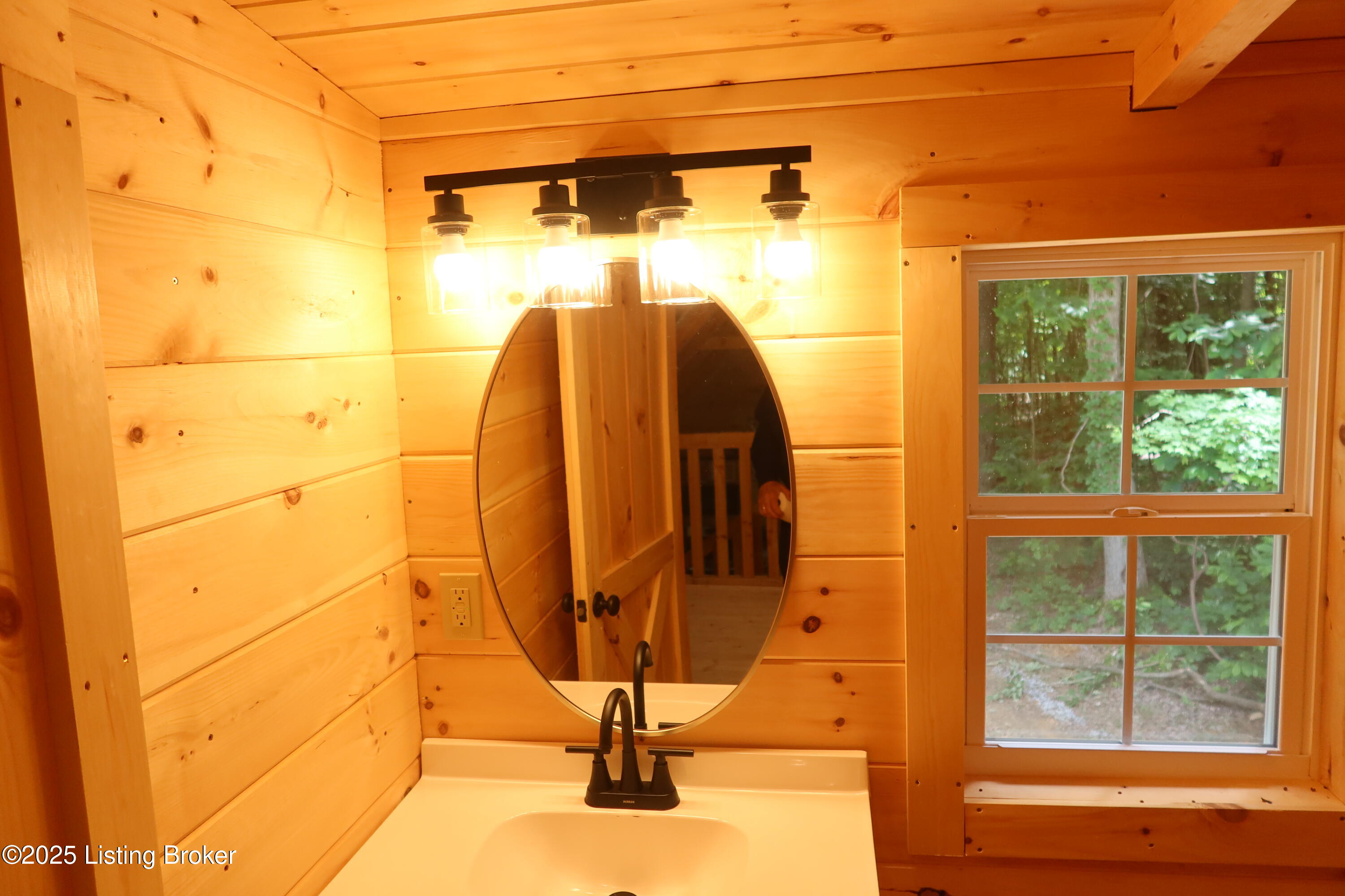 255 Little Cabin Lane Falls Of Rough, KY 40119 - Photo 52 of 52 2025-05-26 02.16.52