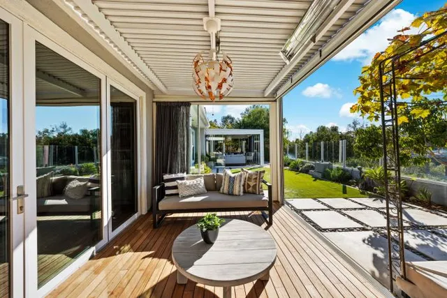 $4,999,888 | 58 Victoria, Newport Beach, CA 92660