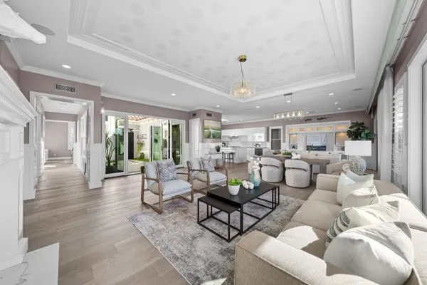 $4,999,888 | 58 Victoria, Newport Beach, CA 92660