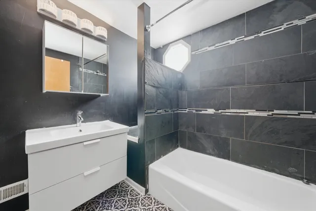 $333,999 | 322 Central Avenue, Matteson, IL 60443