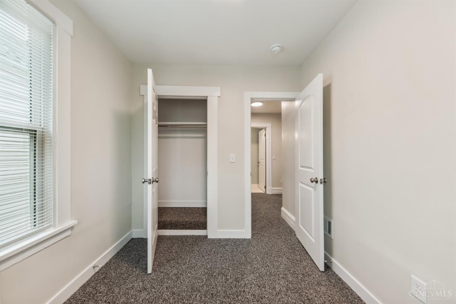 6124 Roe Street Cincinnati, OH 45227 - Photo 46 of 61