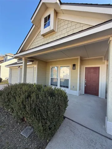 $2,300 | 1505 Lacewing Drive, McKinney, TX 75072