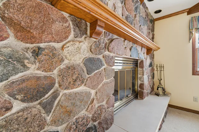 $569,900 | 909 Country Club Lane, Fond du Lac, WI 54935