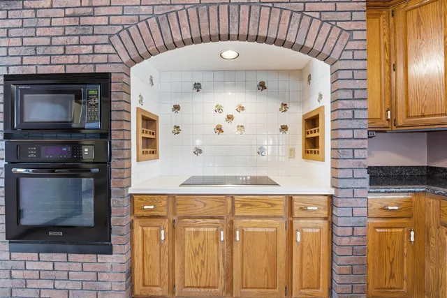 $569,900 | 909 Country Club Lane, Fond du Lac, WI 54935