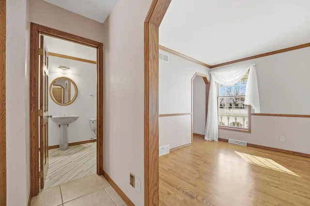 $569,900 | 909 Country Club Lane, Fond du Lac, WI 54935