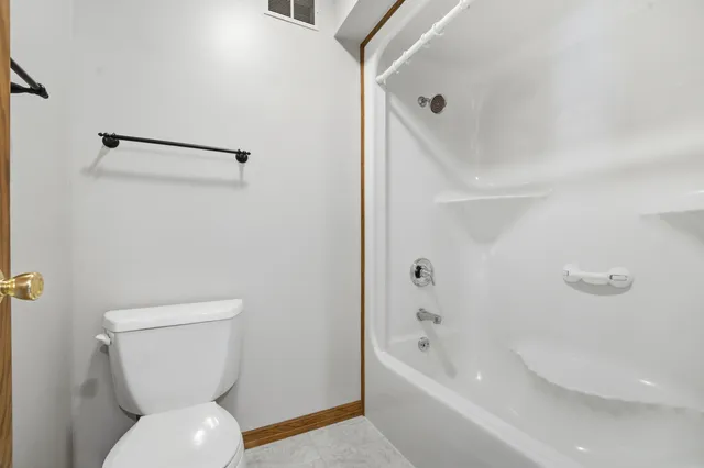 $569,900 | 909 Country Club Lane, Fond du Lac, WI 54935