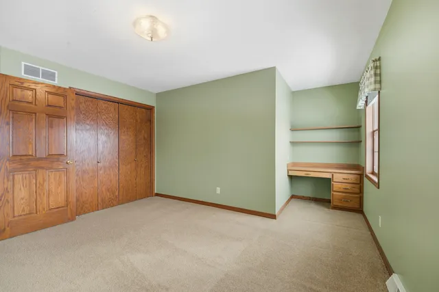 $569,900 | 909 Country Club Lane, Fond du Lac, WI 54935