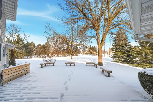 $569,900 | 909 Country Club Lane, Fond du Lac, WI 54935