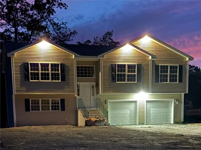 $569,900 | 2380 Wallum Lake Road, Burrillville, RI 02859