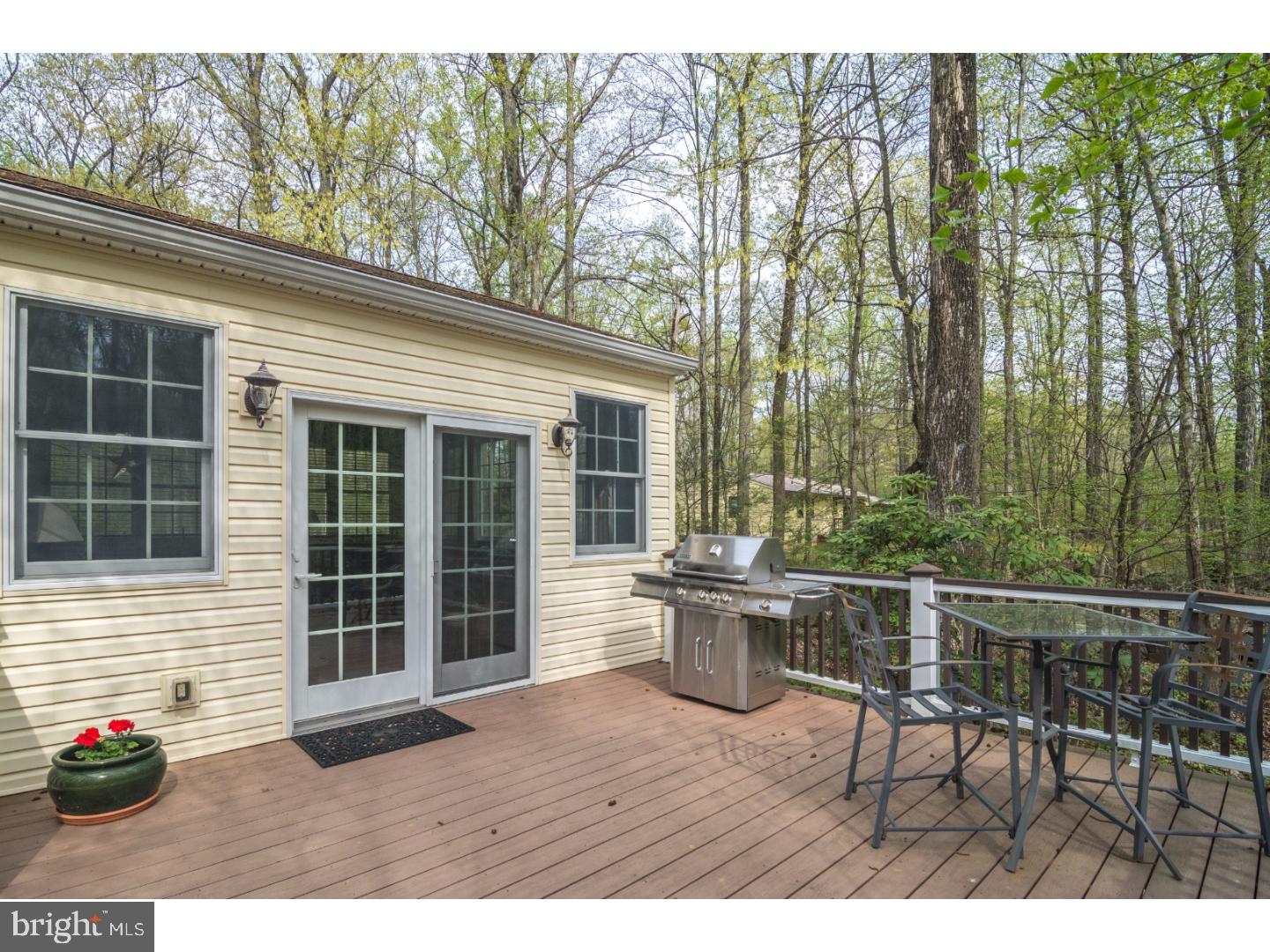 1237 Reed Lane Kintnersville, PA 18930 - Photo 22 of 25 Gallery Image 22