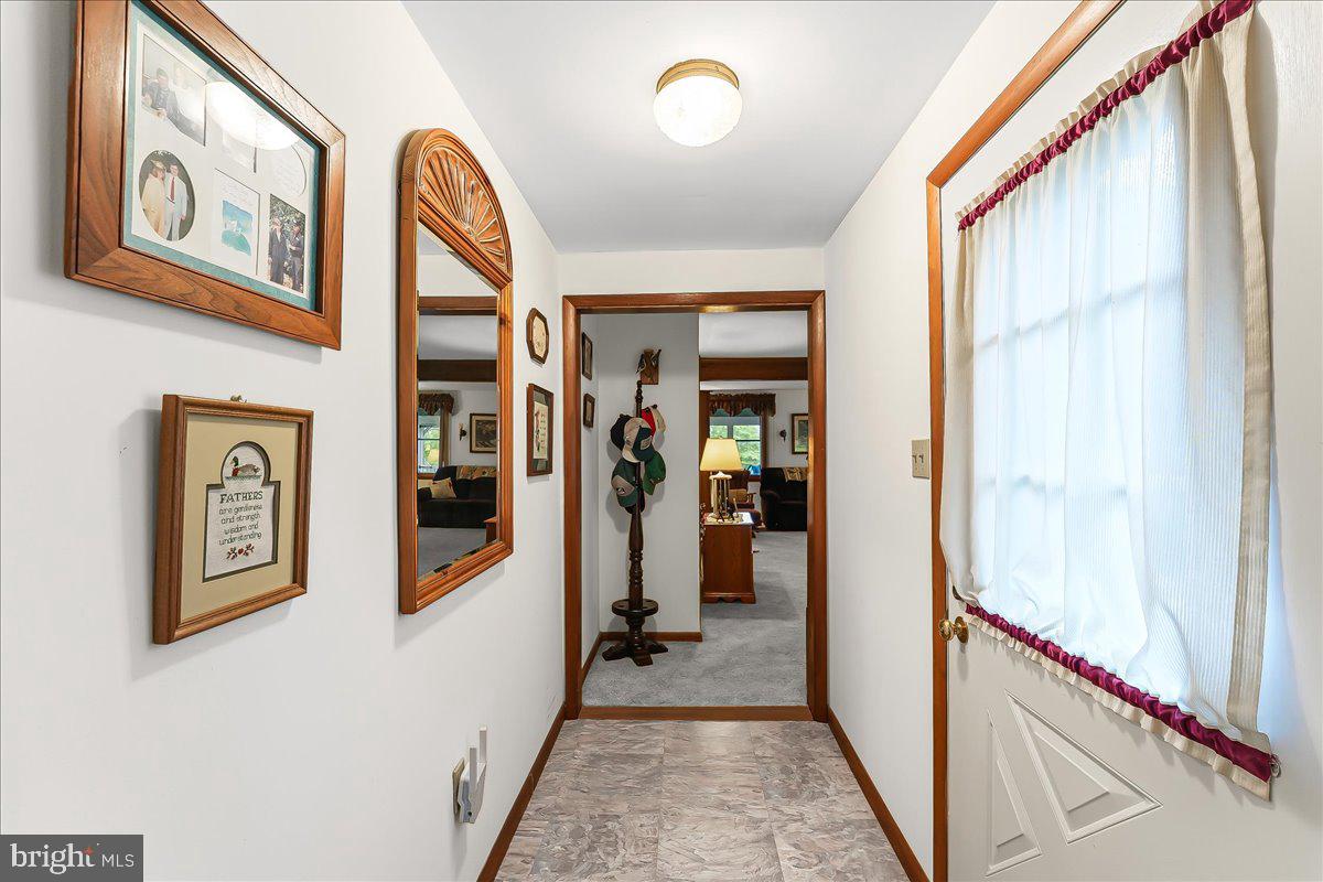 475 Locust Grove Road West Chester, PA 19382 - Photo 13 of 33 Foyer/Front Door