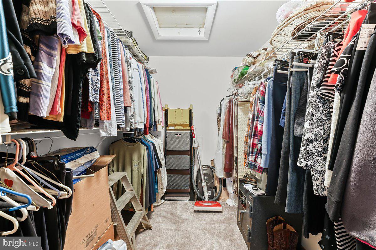 475 Locust Grove Road West Chester, PA 19382 - Photo 16 of 33 Primary walk-in closet