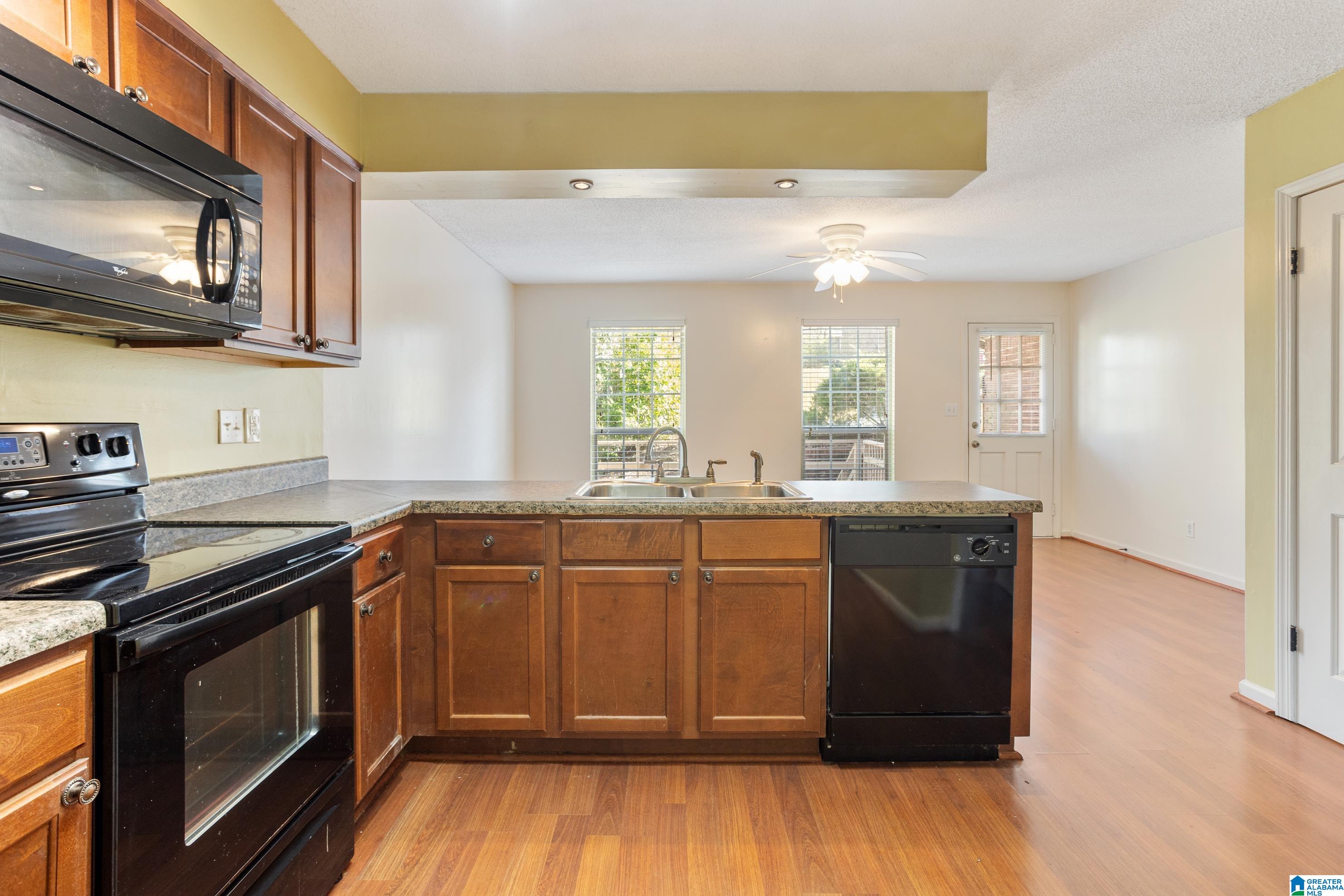 1665 Patton Chapel Road, Unit E Birmingham, AL 35226 - Photo 8 of 37