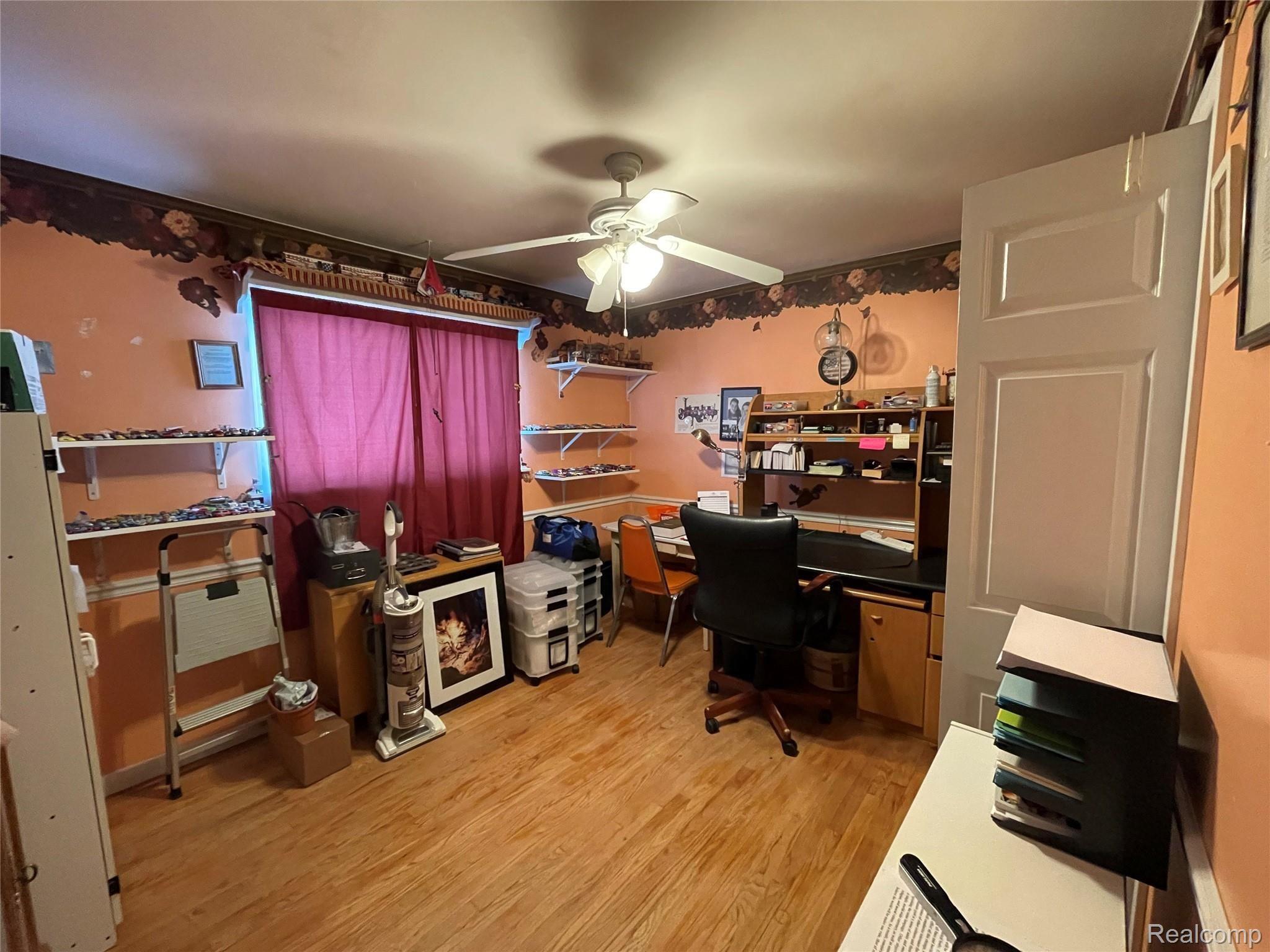 2700 East Wardlow Road Highland, MI 48356 - Photo 20 of 30 WARDLOW BDRM 3.jpg