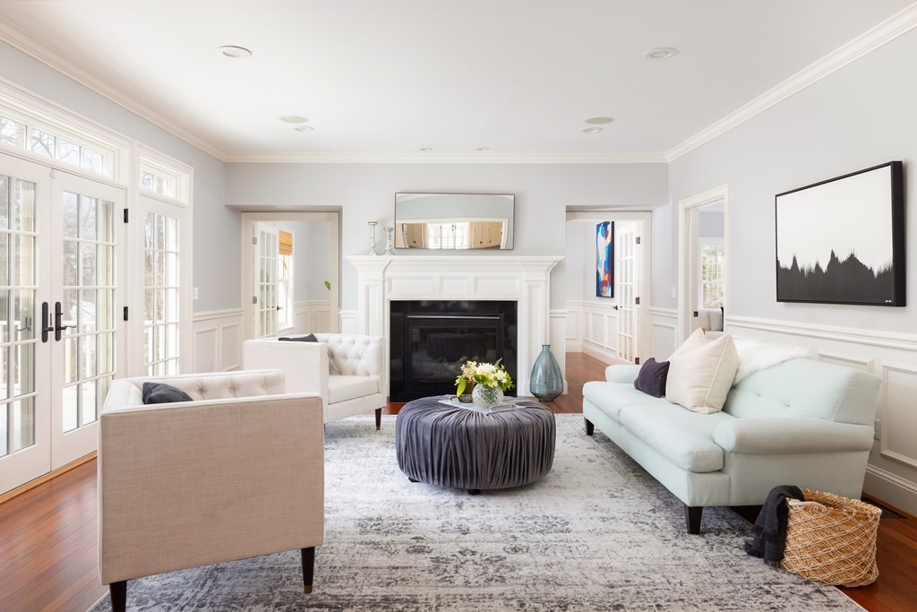 25 Swan Lane Lexington, MA 02421 - Photo 4 of 36