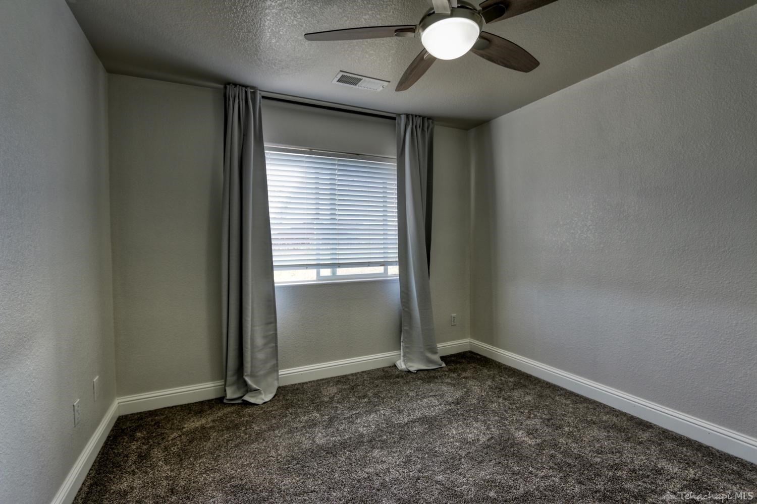 22101 Copper Street Tehachapi, CA 93561 - Photo 27 of 40 Gallery Image 27