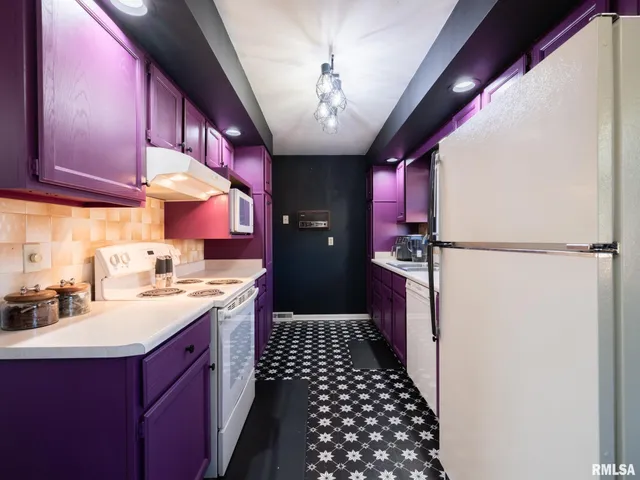 $189,900 | 4901 West Pfeiffer Road, Bartonville, IL 61607