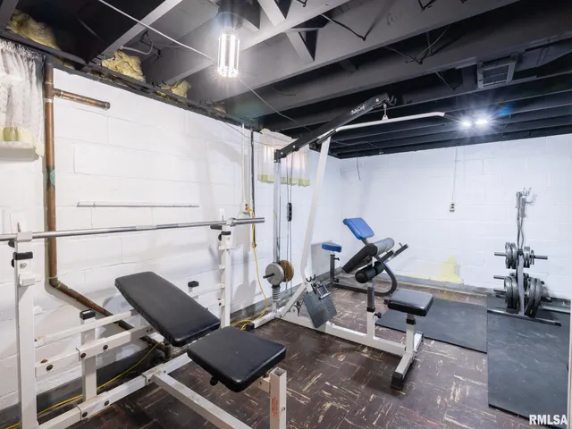 $189,900 | 4901 West Pfeiffer Road, Bartonville, IL 61607