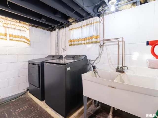 $189,900 | 4901 West Pfeiffer Road, Bartonville, IL 61607