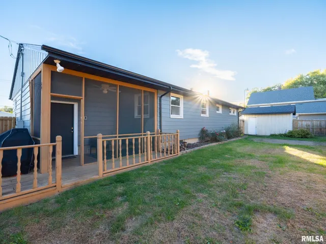 $189,900 | 4901 West Pfeiffer Road, Bartonville, IL 61607