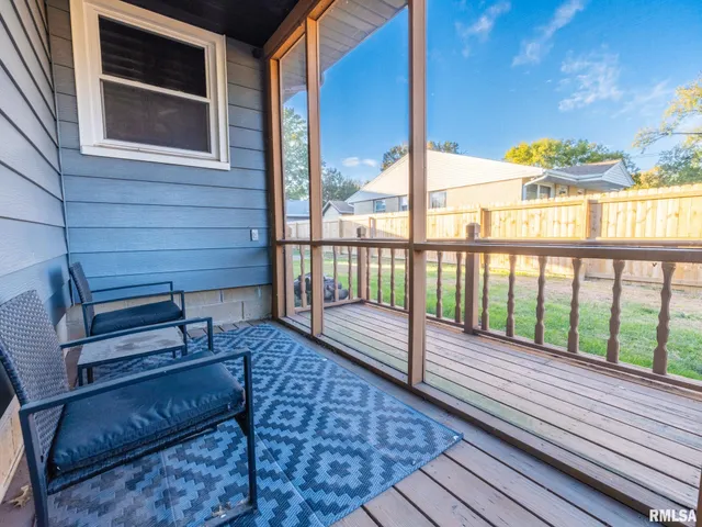 $189,900 | 4901 West Pfeiffer Road, Bartonville, IL 61607