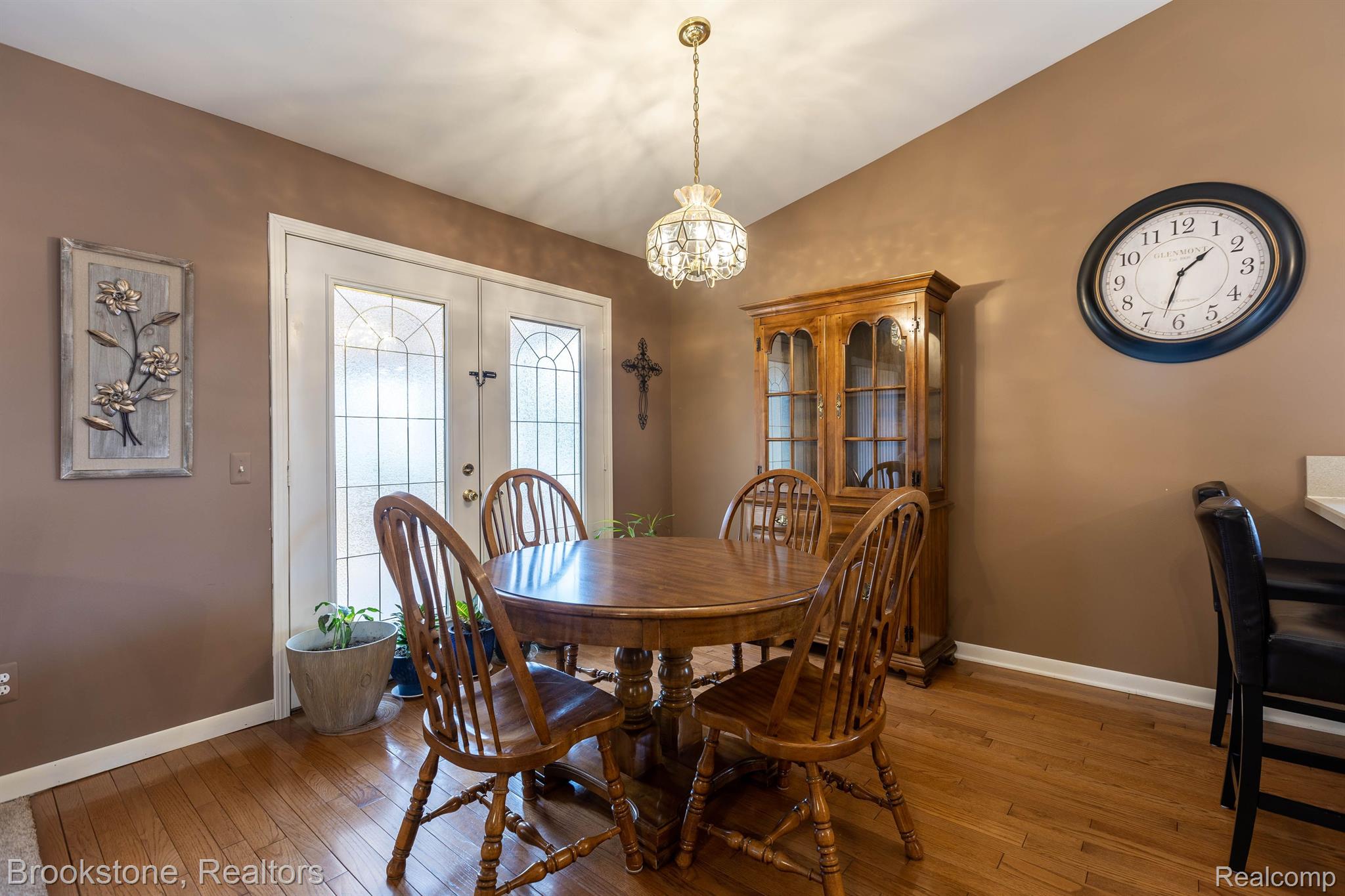 2098 Highsplint Drive Rochester, MI 48307 - Photo 10 of 31 Gallery Image 10