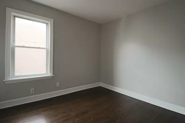 $1,675 | 6633 South Campbell Avenue, Unit 2, Chicago, IL 60629