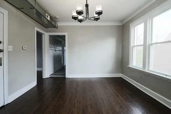 $1,675 | 6633 South Campbell Avenue, Unit 2, Chicago, IL 60629