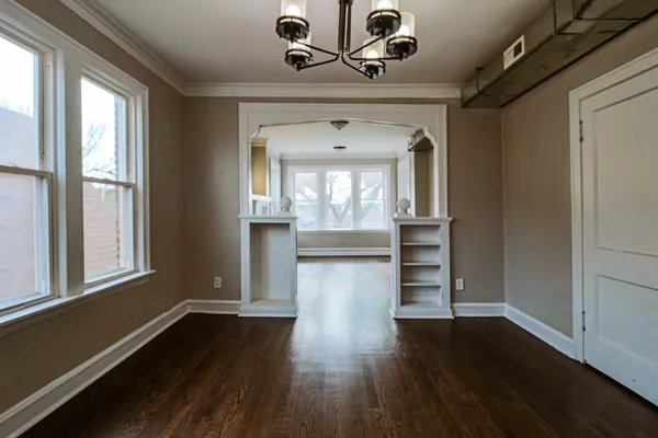 $1,675 | 6633 South Campbell Avenue, Unit 2, Chicago, IL 60629