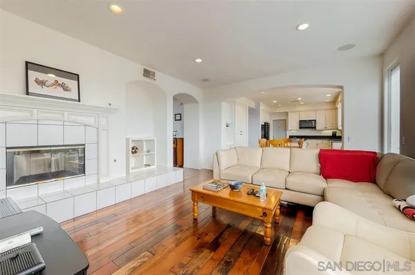 $859,900 | 2816 Savannah Court, Chula Vista, CA 91914