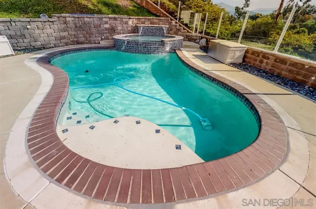 $859,900 | 2816 Savannah Court, Chula Vista, CA 91914