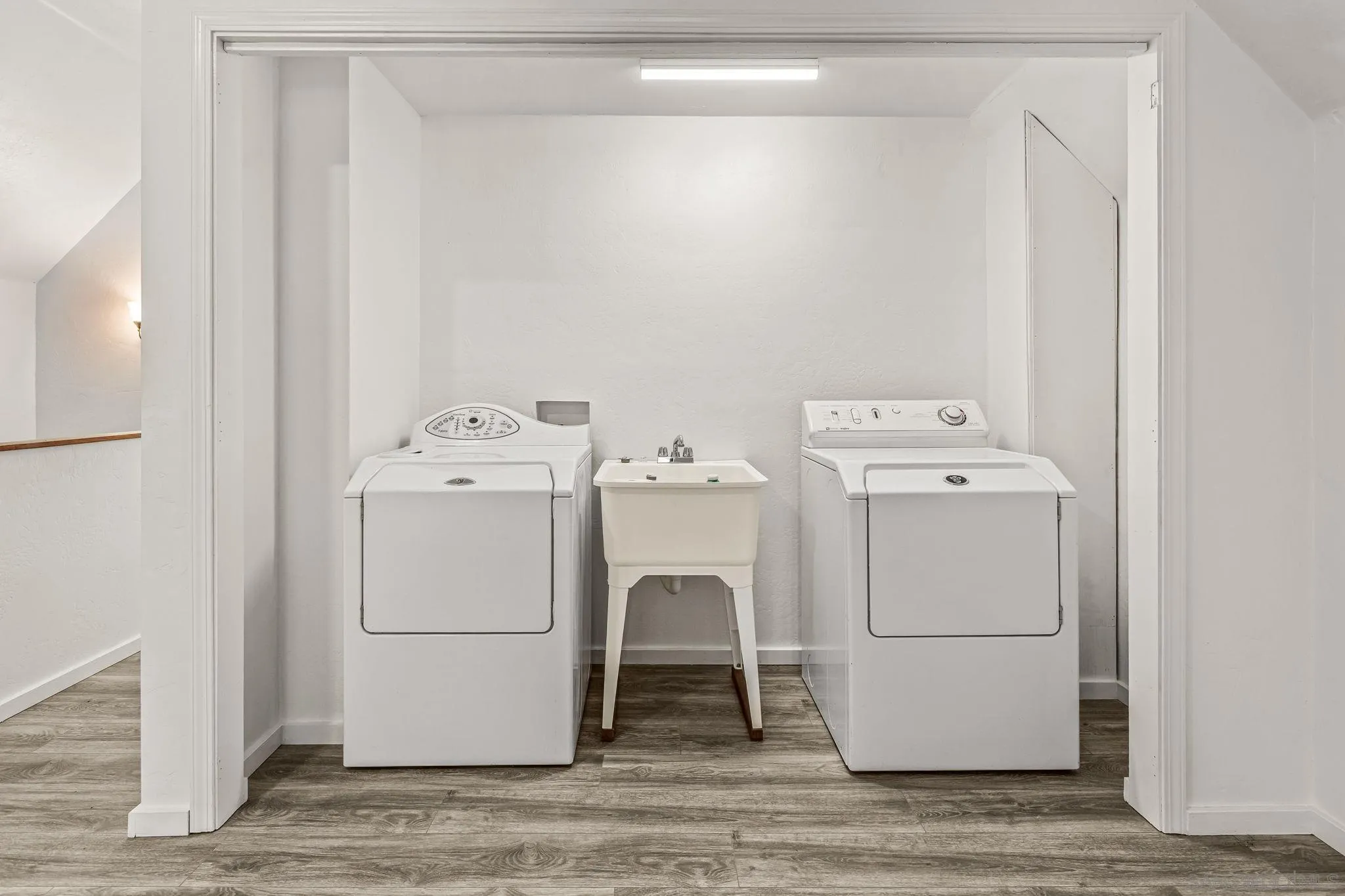 21838 Crestline Road Palomar Mountain, CA 92060 - Photo 13 of 26 a utility room with dryer and washer