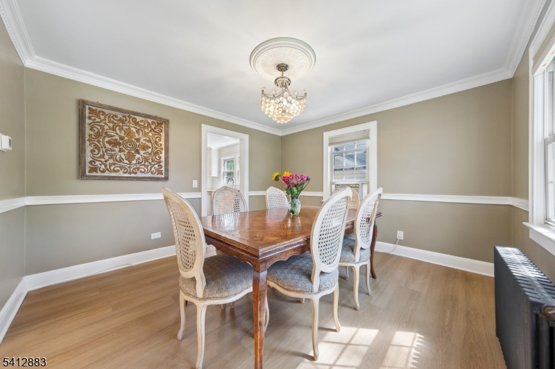 121 Meisel Avenue Springfield, NJ 07081 - Photo 6 of 23