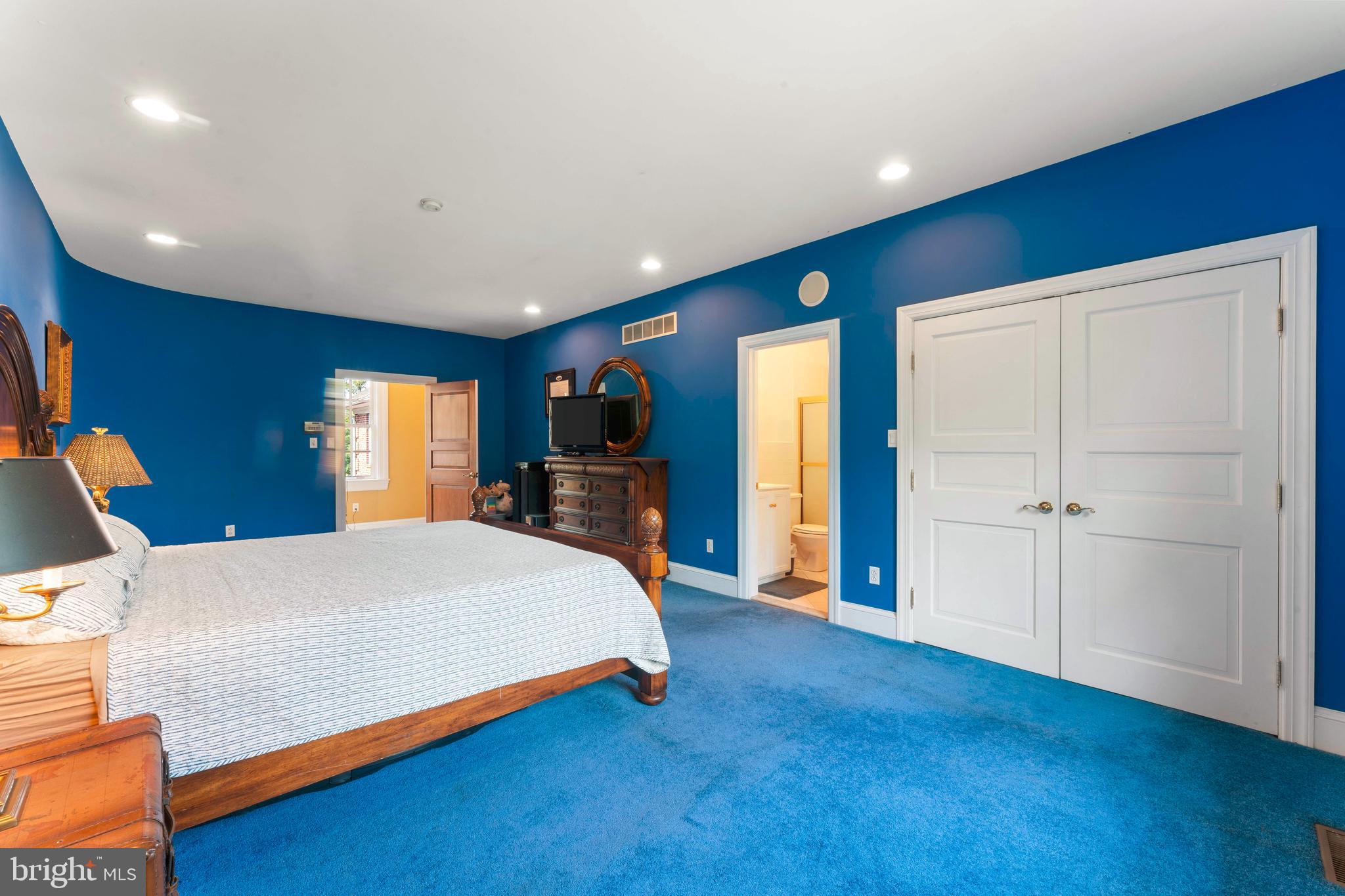 1390 Old Jacksonville Road Ivyland, PA 18974 - Photo 44 of 75 a bed room with a bed and a television