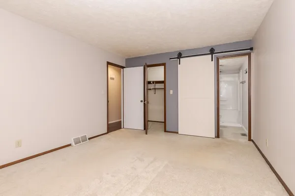 $149,900 | 37 Crystal Court, Unit A1, Pontiac, IL 61764