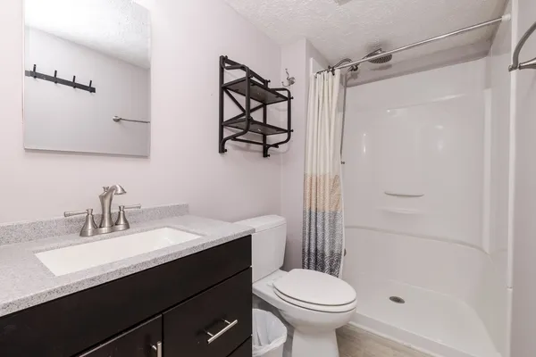 $149,900 | 37 Crystal Court, Unit A1, Pontiac, IL 61764