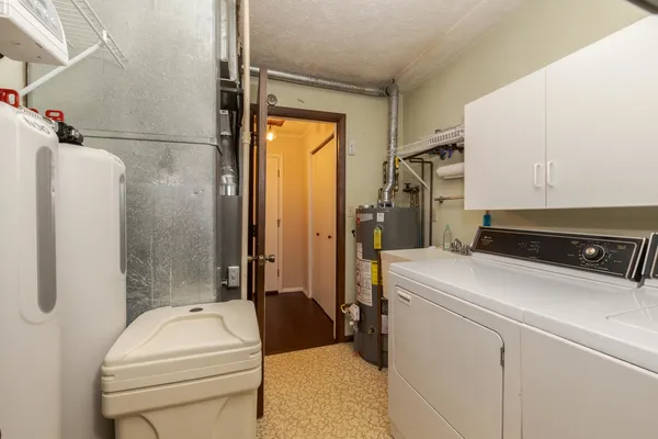 $149,900 | 37 Crystal Court, Unit A1, Pontiac, IL 61764