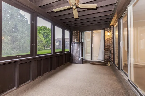 $149,900 | 37 Crystal Court, Unit A1, Pontiac, IL 61764