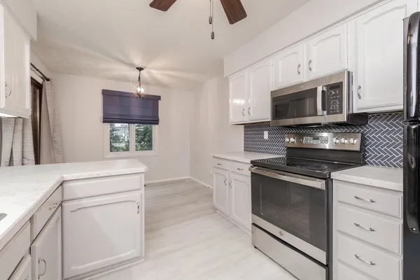 $149,900 | 37 Crystal Court, Unit A1, Pontiac, IL 61764