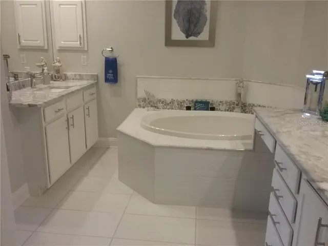 $5,000 | 293 Hidden Bay Drive, Unit 203, Osprey, FL 34229