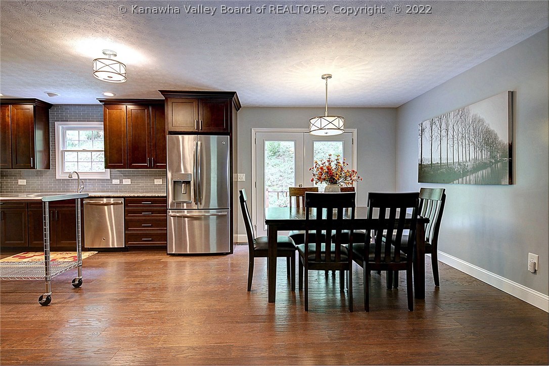 718 Narrow Branch Road Elkview, WV 25071 - Photo 7 of 30 Gallery Image 7