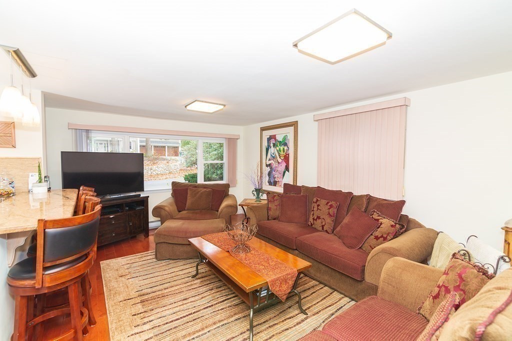 48 Goddard Street Newton, MA 02461 - Photo 10 of 37