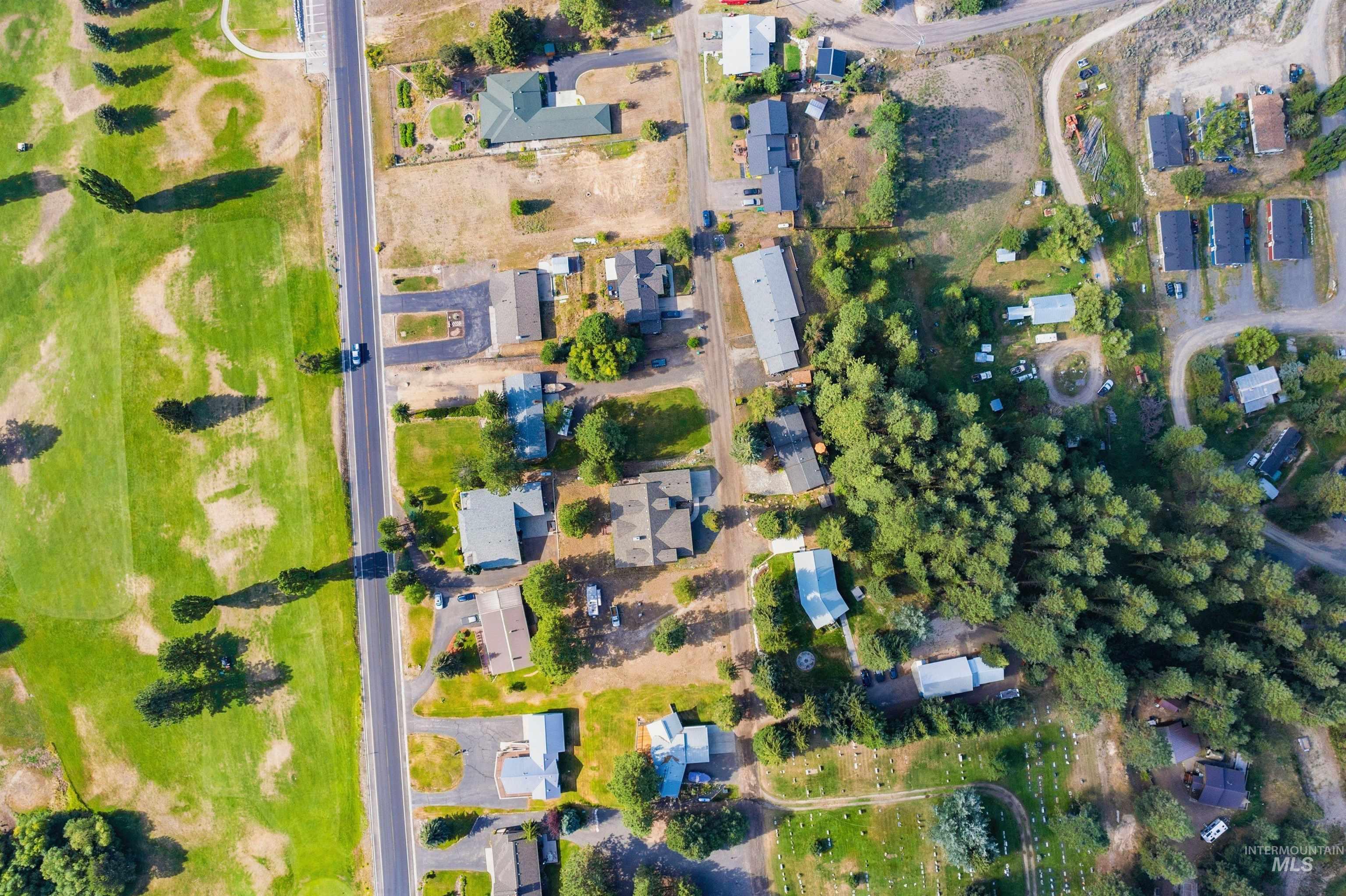 108 Gardner Place Cascade, ID 83611 - Photo 13 of 44