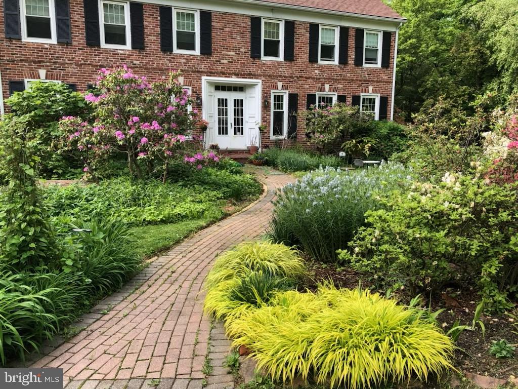 9 Fox Chase Road Malvern, PA 19355 - Photo 1 of 68 Gallery Image 1