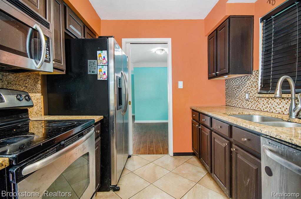 31400 Richert Street Fraser, MI 48026 - Photo 11 of 31