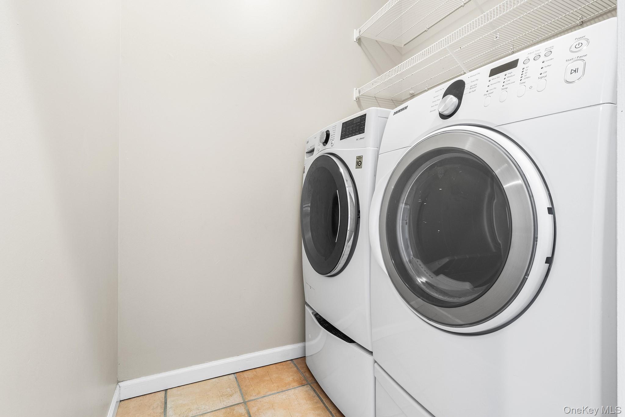 3 Ada Lane Setauket, NY 11733 - Photo 24 of 50