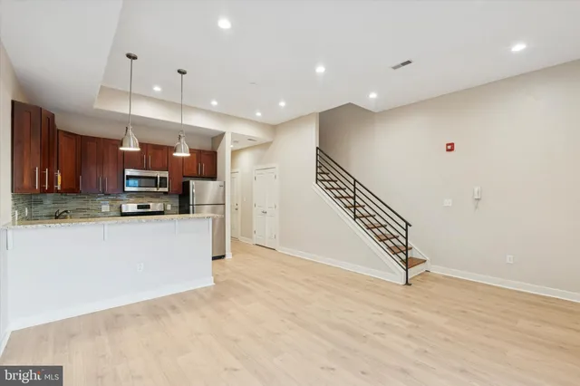 $324,900 | 1527 Fairmount Avenue, Unit 2R, Philadelphia, PA 19130