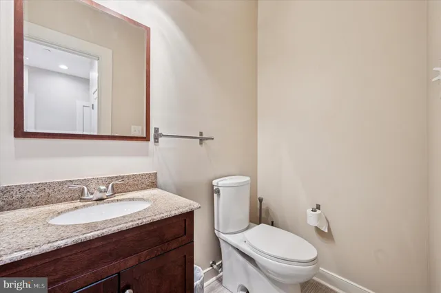 $324,900 | 1527 Fairmount Avenue, Unit 2R, Philadelphia, PA 19130