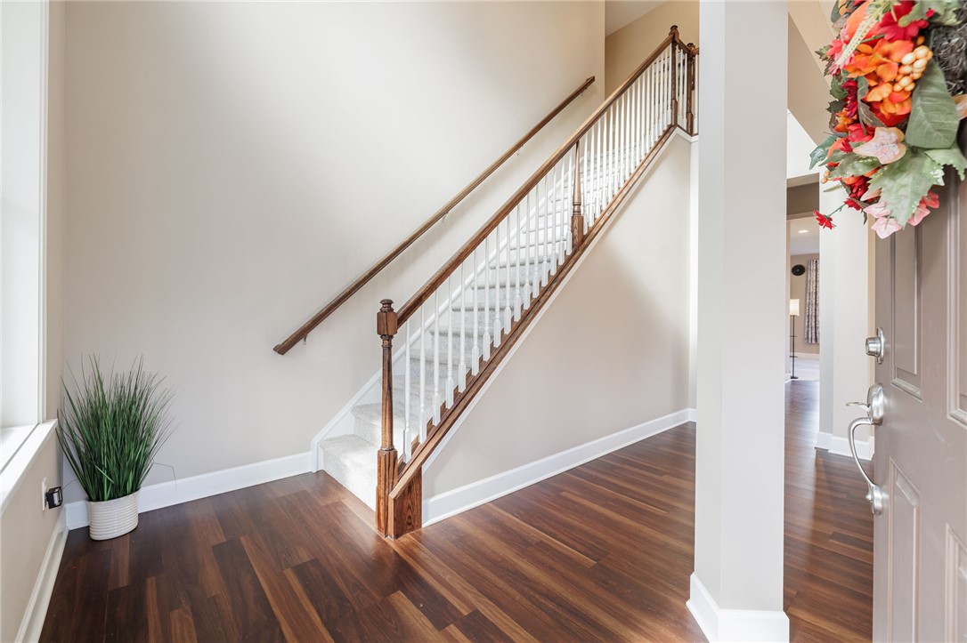 6422 Southgate Hills Road Victor, NY 14564 - Photo 3 of 34