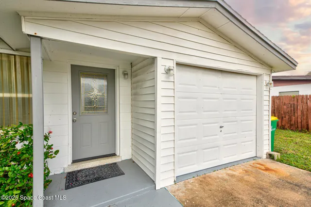 $279,000 | 813 7th Street, Merritt Island, FL 32953